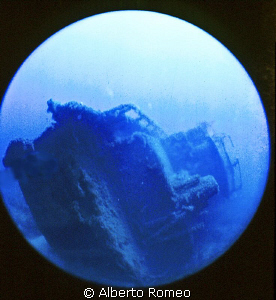 Diving on the wreck of " Carmelo Lo Porto" about -20 m. F... by Alberto Romeo 